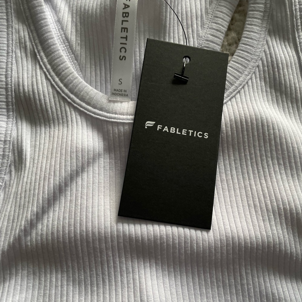 Fabletics White Ribbed Tank Top - Picture 2 of 2